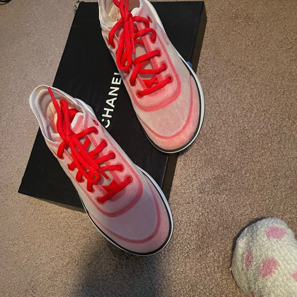 COPY - Chanel worn once must go … $600 - Picture 4 of 4